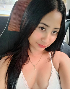 21 Year Old Barranquilla, Colombia Woman