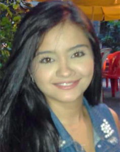 25 Year Old Medellin, Colombia Woman