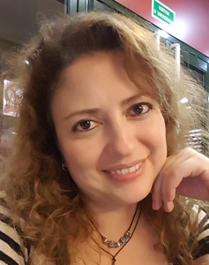 44 Year Old Barcelona, España Woman