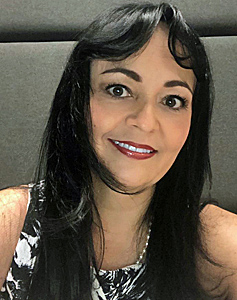 41 Year Old Medellin, Colombia Woman