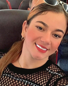 27 Year Old Medellin, Colombia Woman
