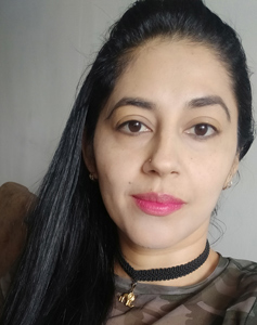 43 Year Old Medellin, Colombia Woman