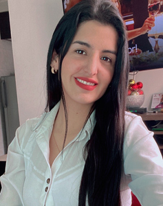 25 Year Old Bogota, Colombia Woman