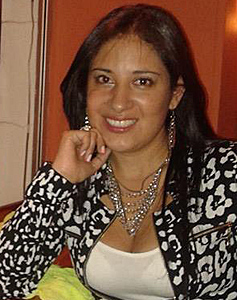 40 Year Old Bucaramanga, Colombia Woman