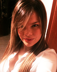 24 Year Old Medellin, Colombia Woman