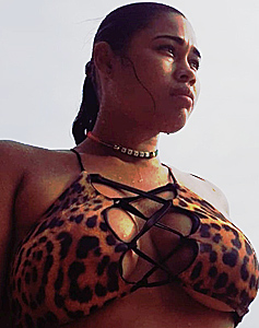 27 Year Old Barranquilla, Colombia Woman