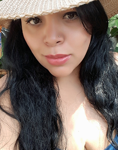 40 Year Old Cali, Colombia Woman