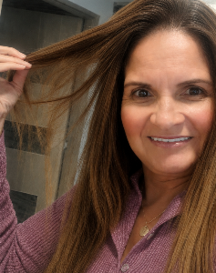46 Year Old Bogota, Colombia Woman