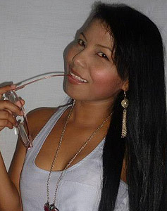 24 Year Old Barranquilla, Colombia Woman