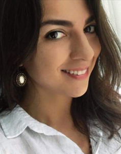 40 Year Old San Jose, Costa Rica Woman