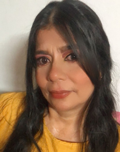 60 Year Old Barranquilla, Colombia Woman