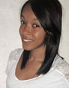 22 Year Old Santo Domingo, Dominican Republic Woman