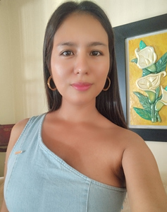 30 Year Old Ibague, Colombia Woman