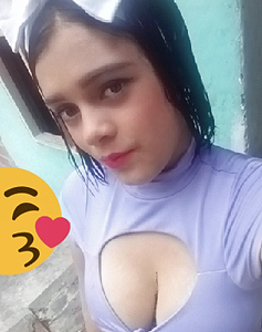 25 Year Old Medellin, Colombia Woman