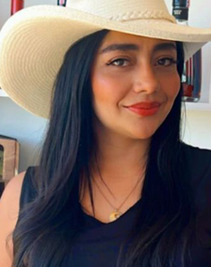 35 Year Old Medellin, Colombia Woman