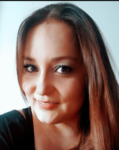 39 Year Old Bogota, Colombia Woman