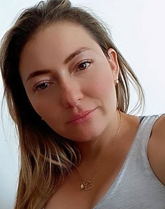 40 Year Old Barranquilla, Colombia Woman