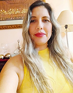 40 Year Old Guayaquil, Ecuador Woman