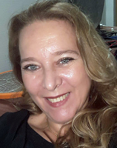 59 Year Old Cali, Colombia Woman