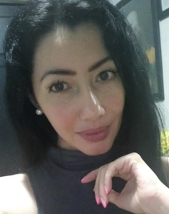 40 Year Old Armenia, Colombia Woman
