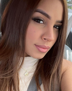 27 Year Old Bogota, Colombia Woman