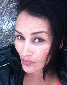 43 Year Old Medellin, Colombia Woman