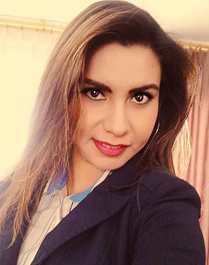 46 Year Old Quito, Ecuador Woman