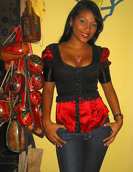 Samples of the types of beautiful Latin women you will meet during our romance tour