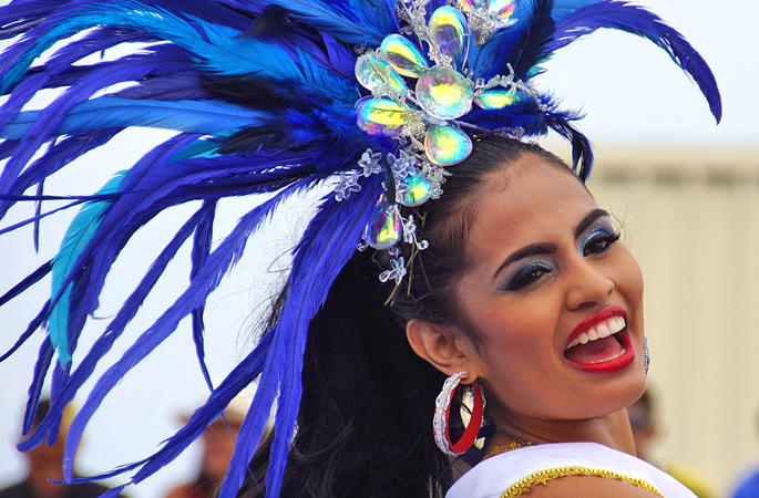 Barranquilla woman in folklore costume