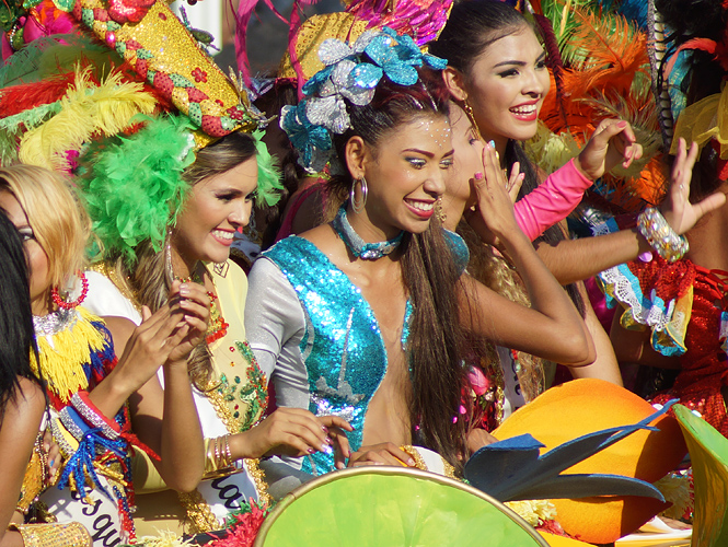 Barranquilla Carnival Attractive carnival women on display in Barranquilla