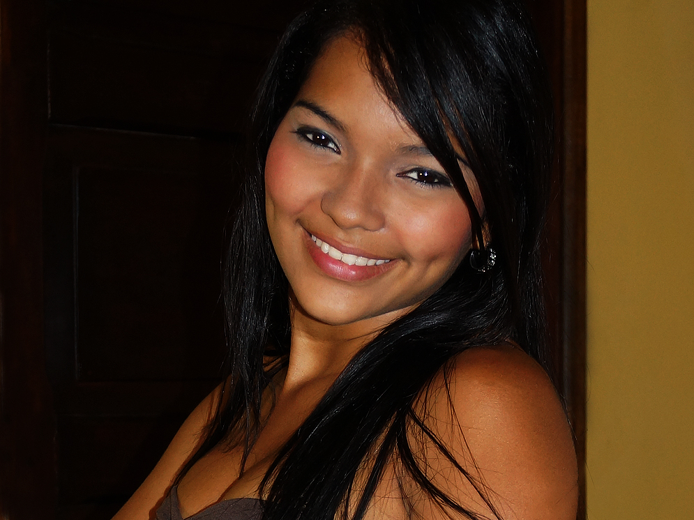 Attractive Latin Woman joining International Introductions marriage agency