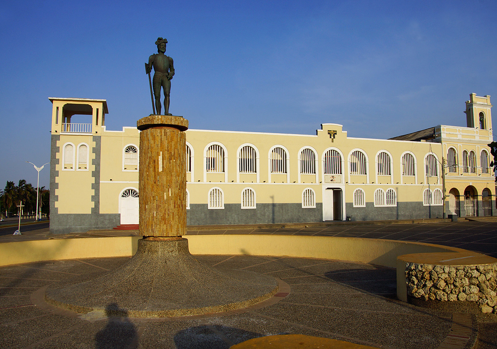 The Divina Pastora church with a statue of a conquistador in the foreground