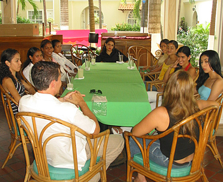 A small group of Latin women meeting one man during a romance tour