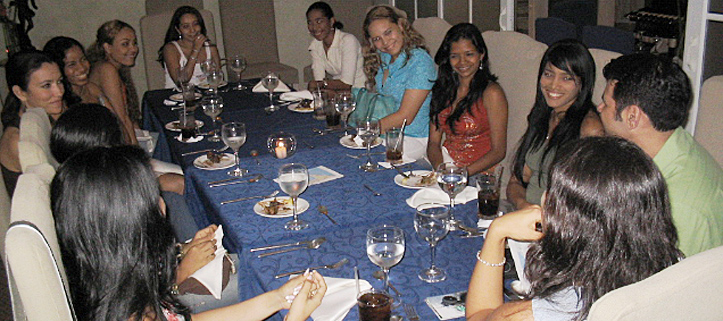 A small group of Latin women meeting one man during a romance tour