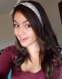 22 Year Old Medellin, Colombia Woman