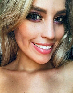 23 Year Old Santiago, Chile Woman