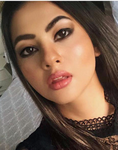 25 Year Old Medellin, Colombia Woman