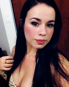 25 Year Old Neiva, Colombia Woman
