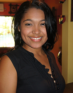 24 Year Old Barranquilla, Colombia Woman