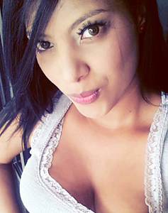 25 Year Old Barranquilla, Colombia Woman