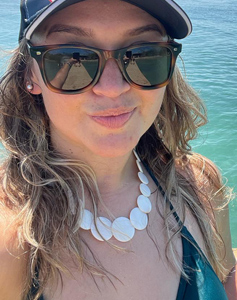 35 Year Old Bogota, Colombia Woman