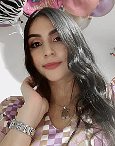 27 Year Old Villavicencio, Colombia Woman