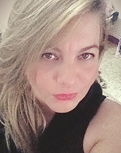 40 Year Old Cucuta, Colombia Woman