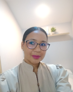 39 Year Old Bogota, Colombia Woman