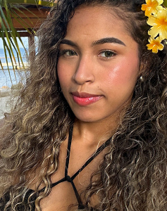 22 Year Old Barranquilla, Colombia Woman